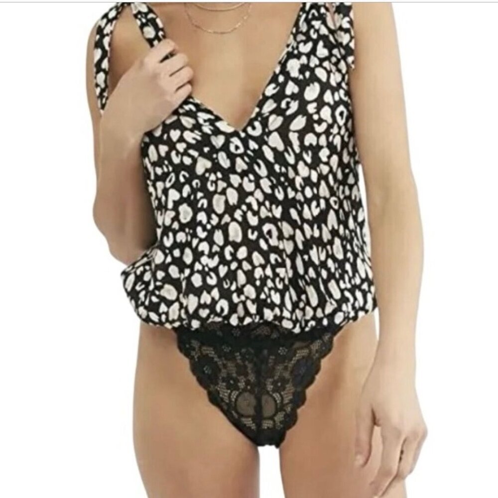 Free People Womens Bare It  Lace Detail Leopard Print BodysuitSize XS